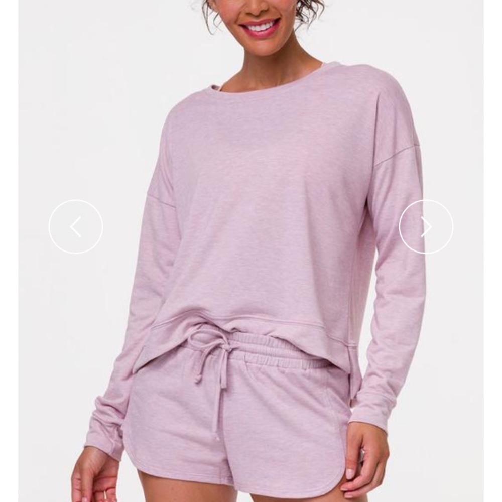 NWT lightweight pullover in Blush SM